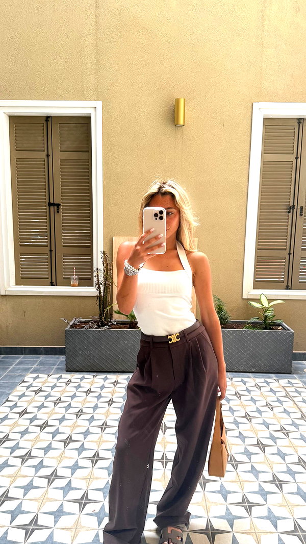 Archived image from @refaella_twina on Instagram
