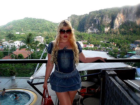 ormosheee ormosheee archive image