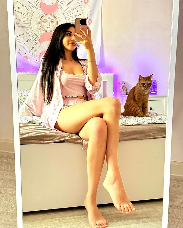 owlydiaa instagram image archive image