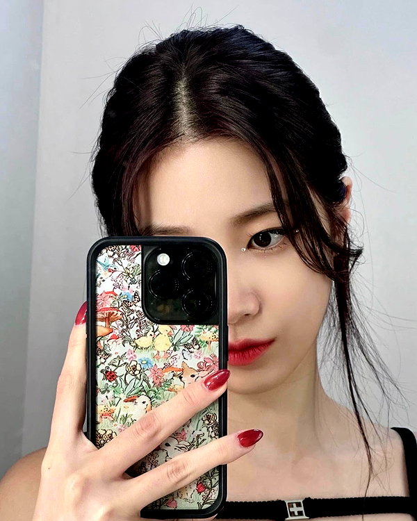 zuhazana instagram image archive image