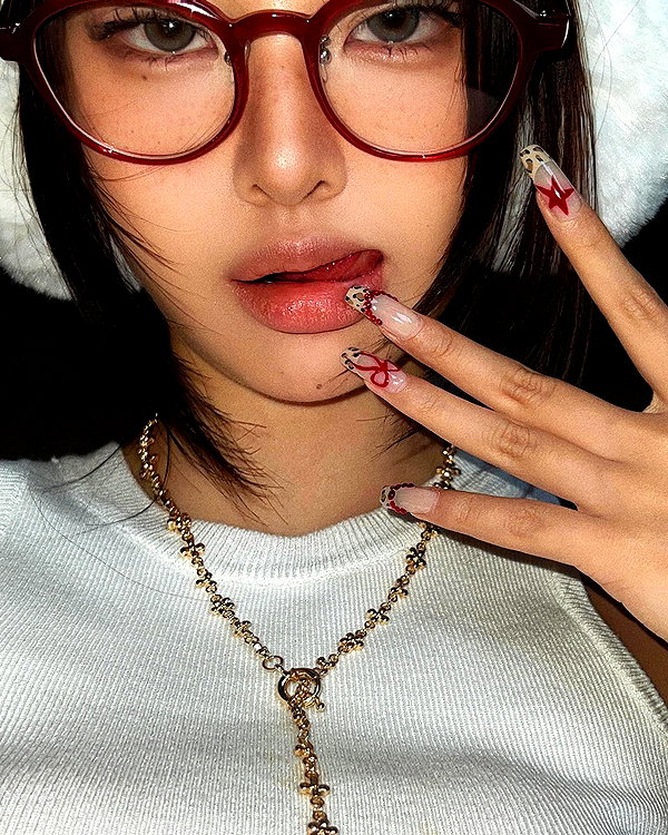 ll.lu1s instagram image archive image