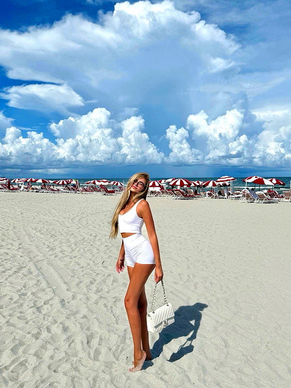 yuli.cohenn instagram image archive image