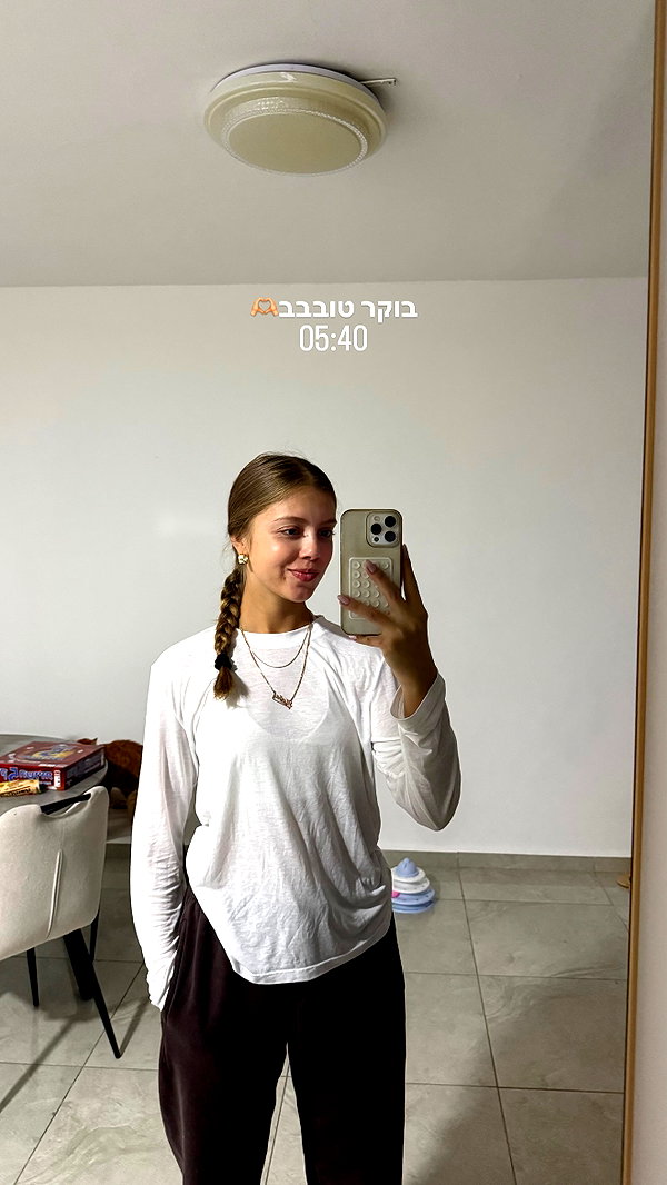 mishel_d_ instagram image archive image