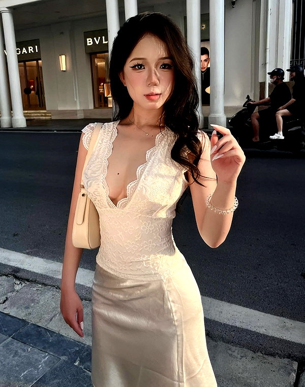lyhythuedoxinh instagram image archive image