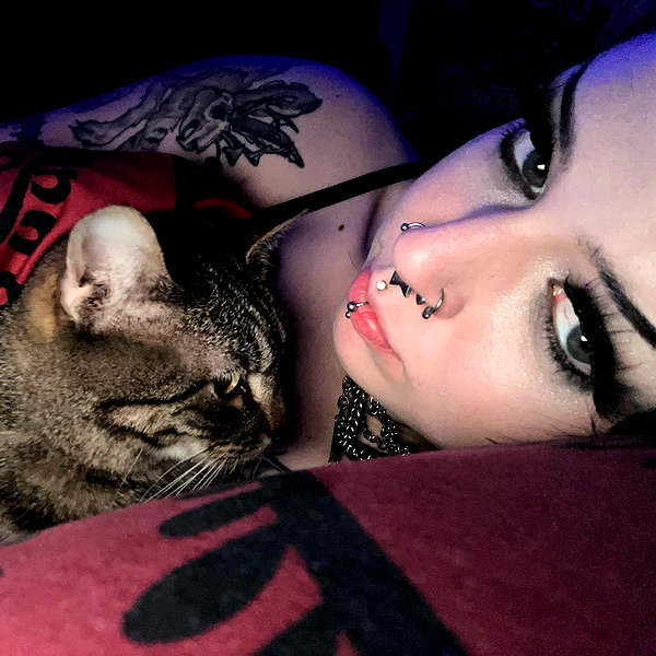yeahimcaroline instagram image archive image