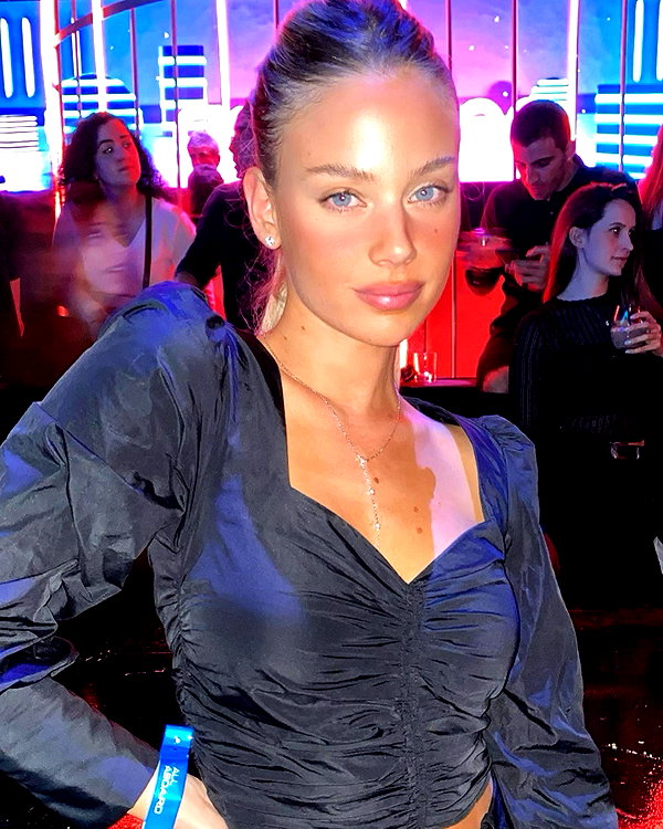 barzomer instagram image archive image