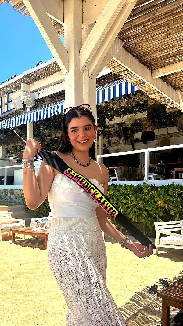 analuvillarreal instagram image archive image