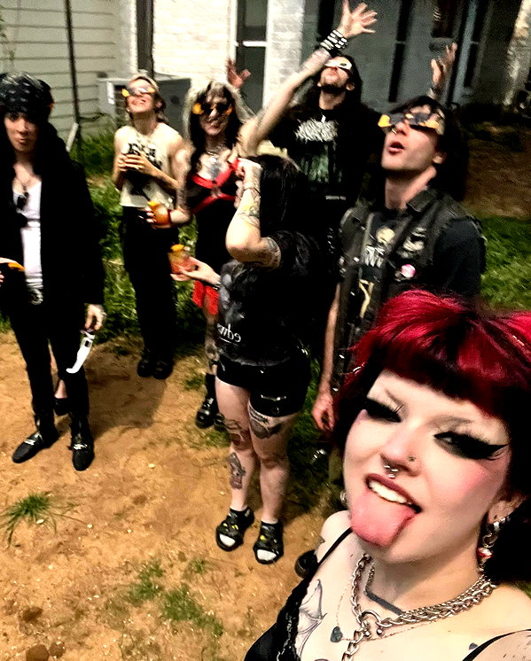 yeahimcaroline instagram image archive image