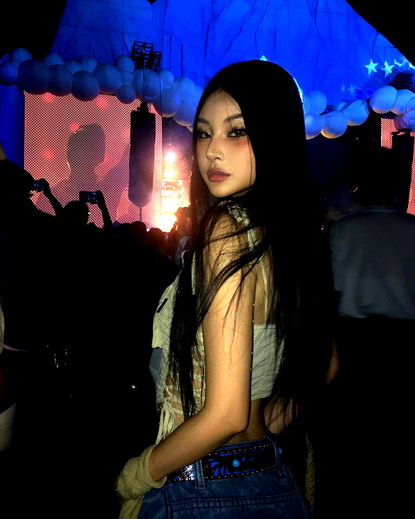 ll.lu1s instagram image archive image