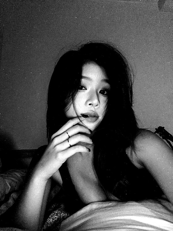 e.shao_417 instagram image archive image