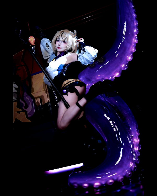 xier_cos instagram image archive image