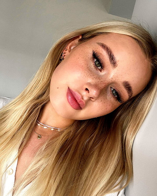 lilih instagram image archive image