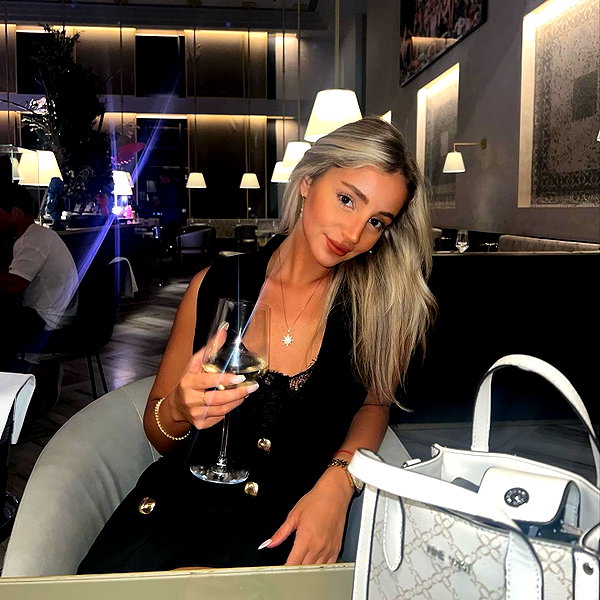 nicole_ac instagram image archive image