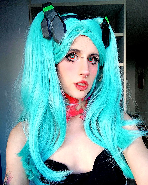jadelaverne instagram image archive image