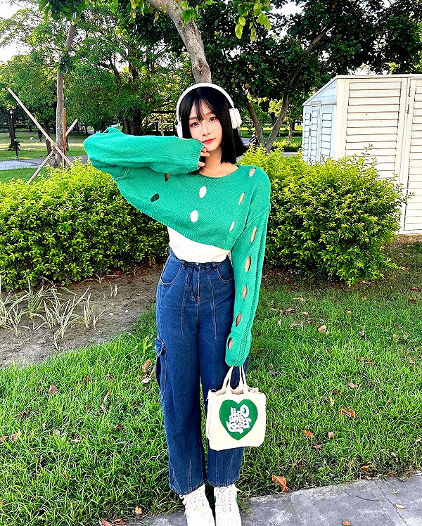 lai_931201 instagram image archive image