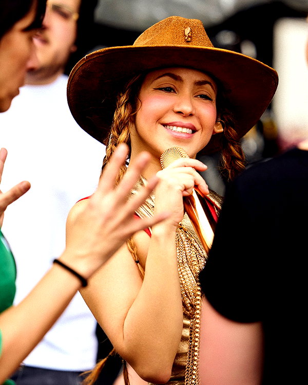 shakira instagram image archive image