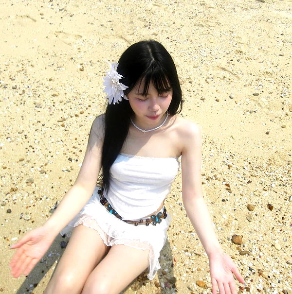 lyhythuedoxinh instagram image archive image