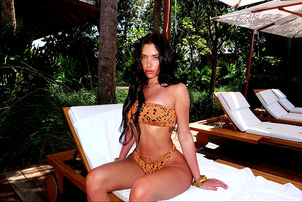 staskaranikolaou instagram image archive image