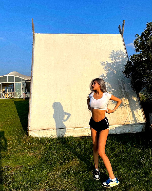 kelseydopegal instagram image archive image