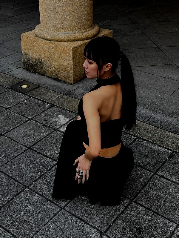 a.tinn___ instagram image archive image