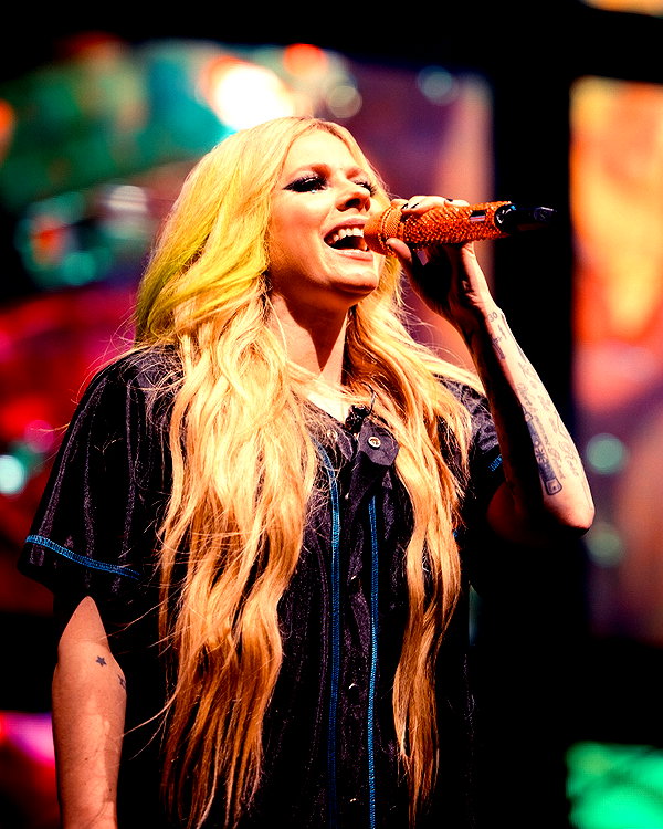 avrillavigne instagram image archive image