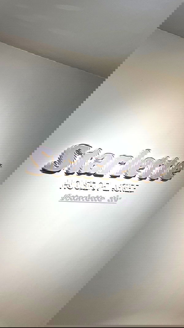 efrat_elmalich image ~ Altpins