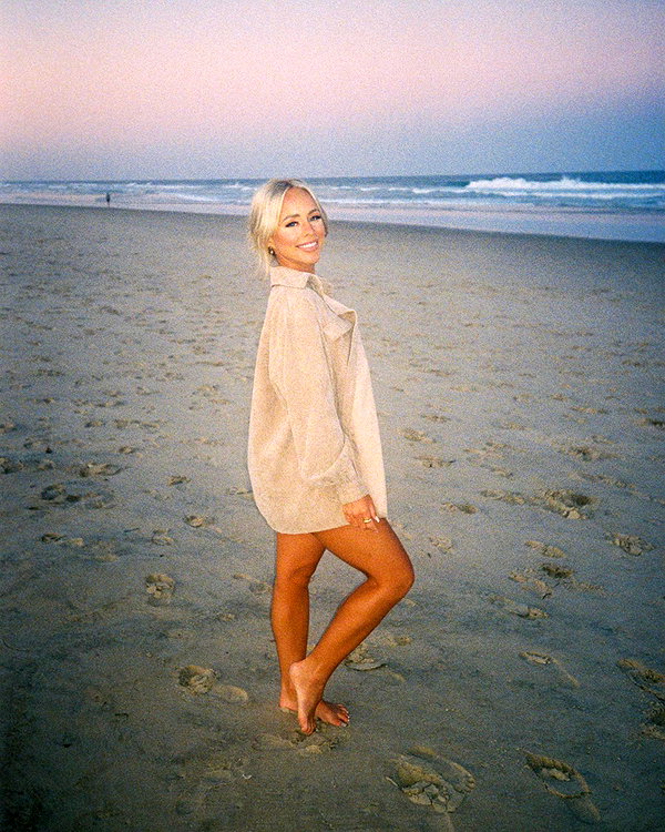 allieauton instagram image archive image