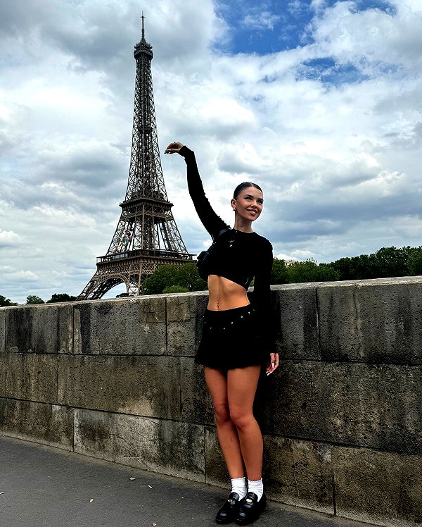 leahhalton instagram image archive image