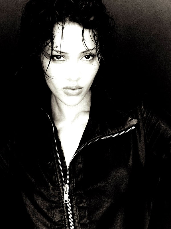 leonanaomii instagram image archive image