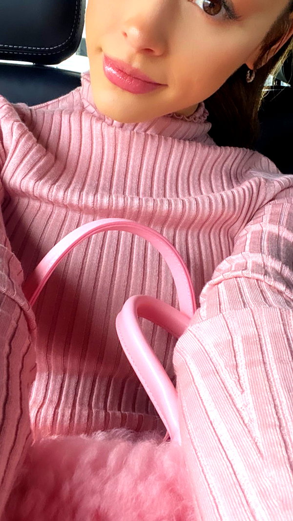 arianagrande instagram image archive image