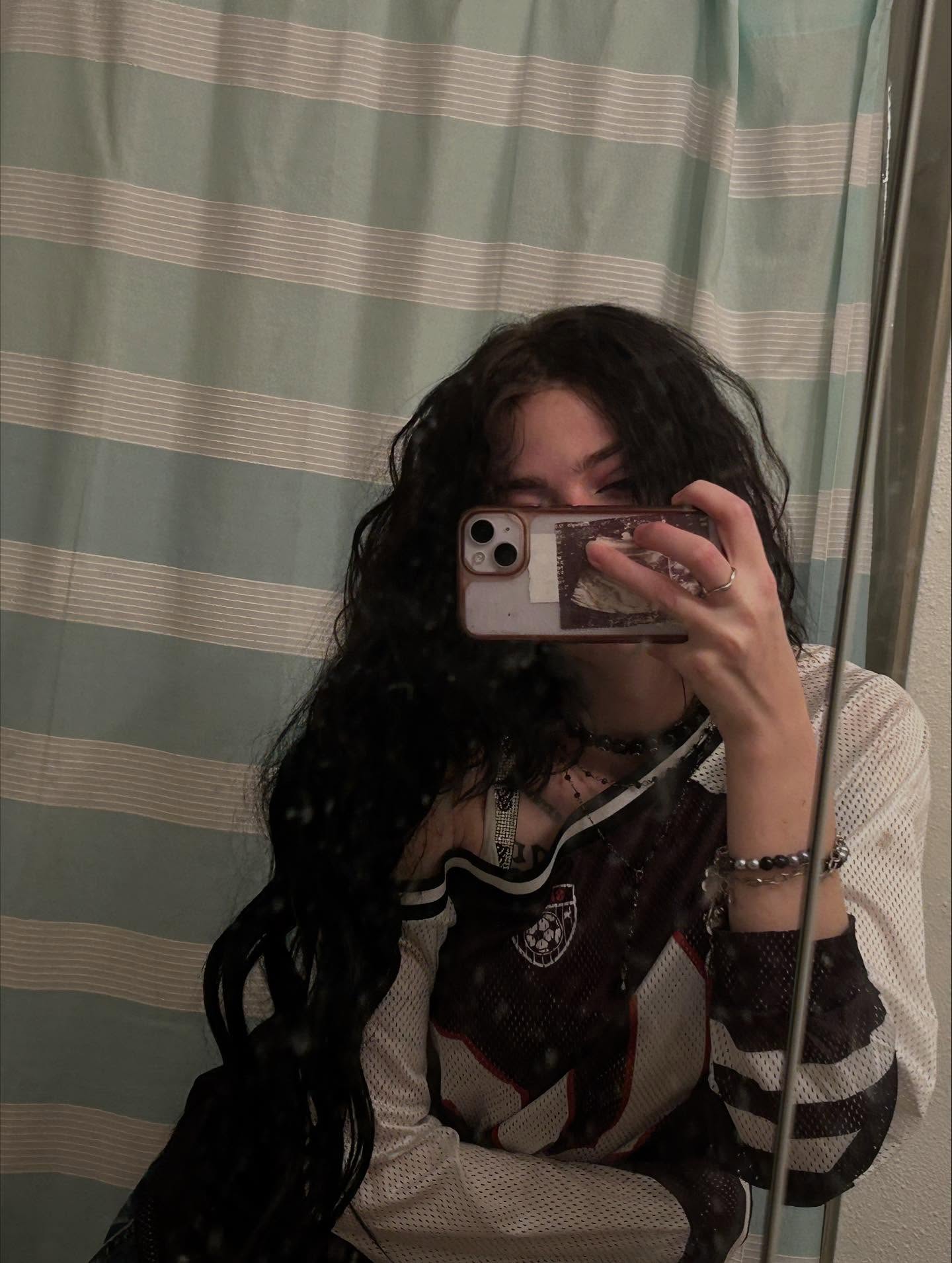 _animechika_ instagram image archive image