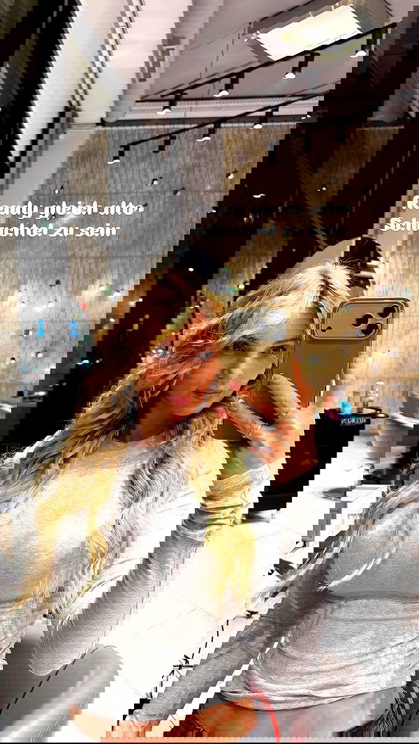 alexis.blond alexis.blond archive image