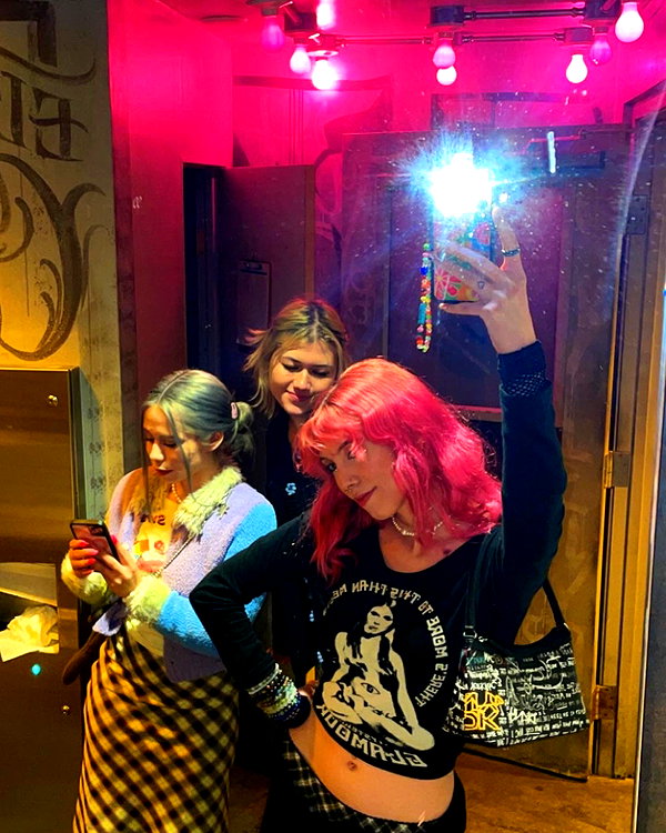 haileylayfield instagram image archive image