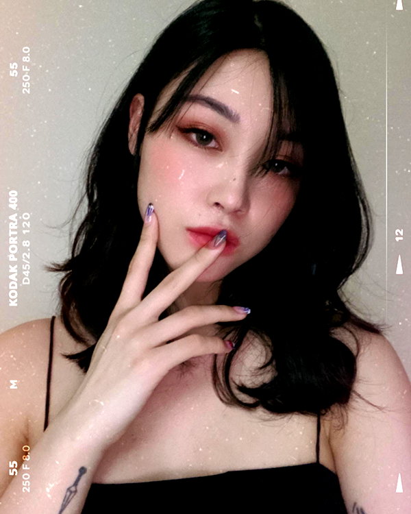 emily.ghoul instagram image archive image
