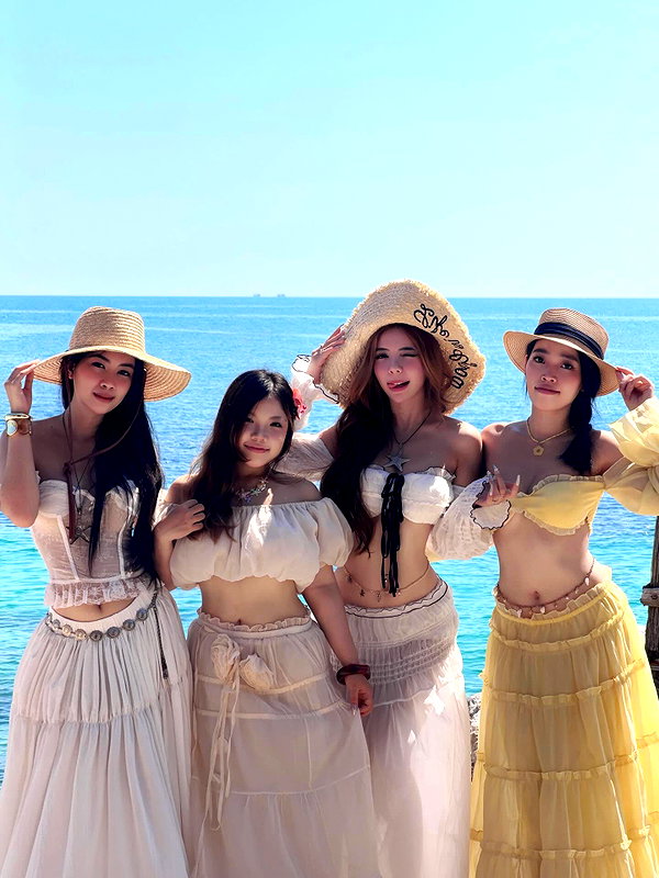 lyhythuedoxinh instagram image archive image