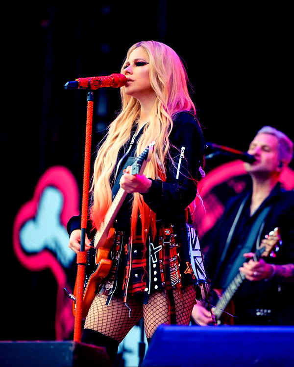 avrillavigne instagram image archive image