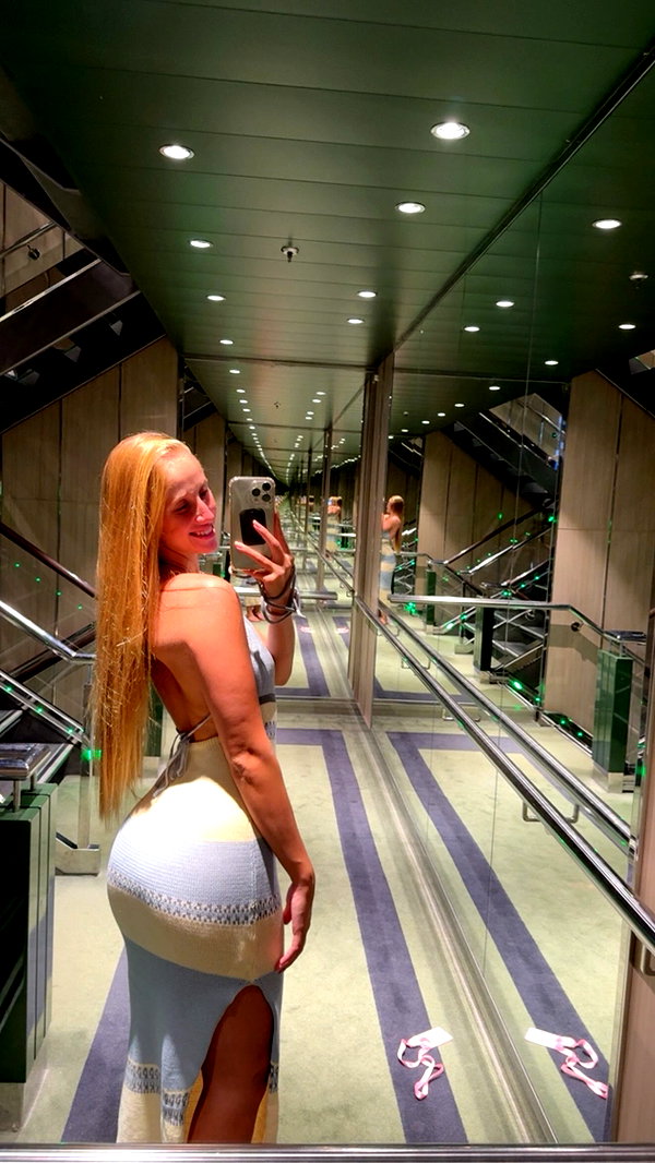 shani.zeltzer instagram image archive image