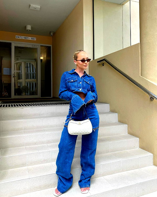 allieauton instagram image archive image