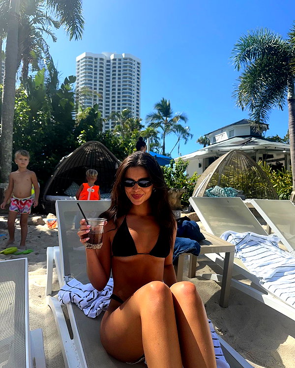 oliviaphillipps instagram image archive image