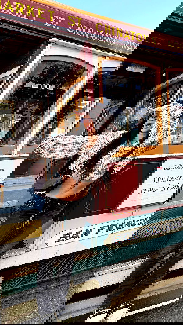 nevaaadaa nevaaadaa archive image