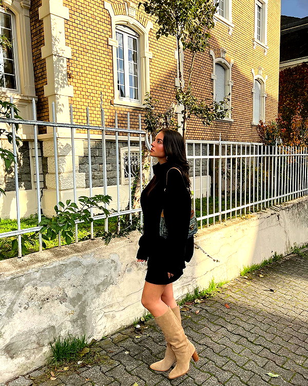 zoeliss instagram image archive image