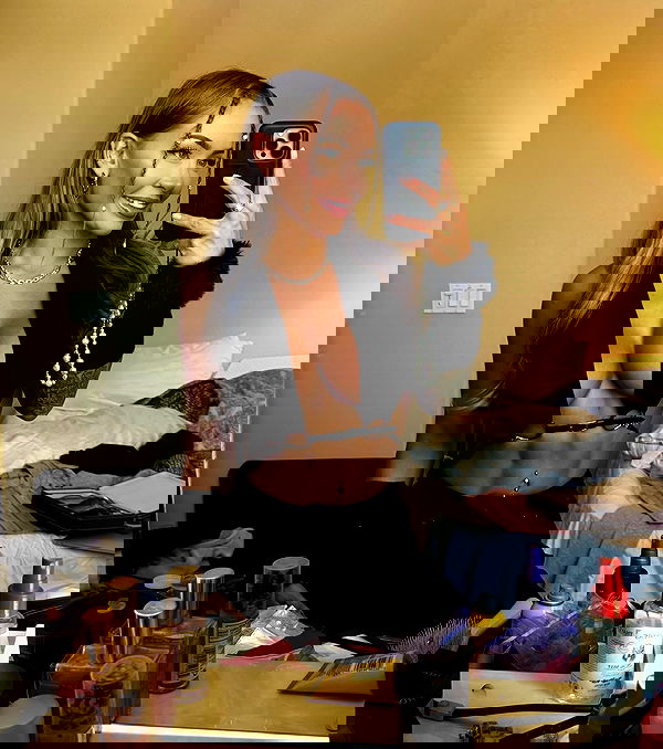 itshayleydavies itshayleydavies archive image