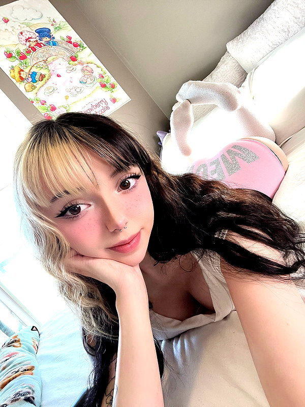 mia4rentz instagram image archive image