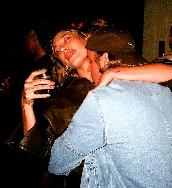 haileybieber instagram image archive image