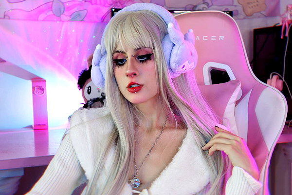 jadelaverne instagram image archive image