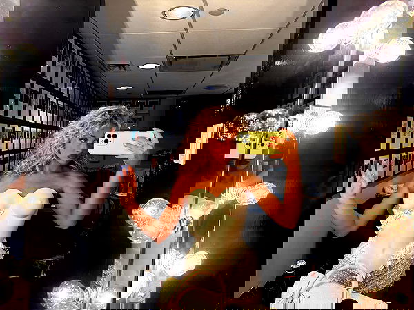 sabrinacarpenter sabrinacarpenter archive image