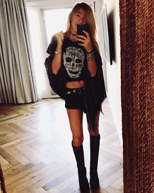annezivi instagram image archive image