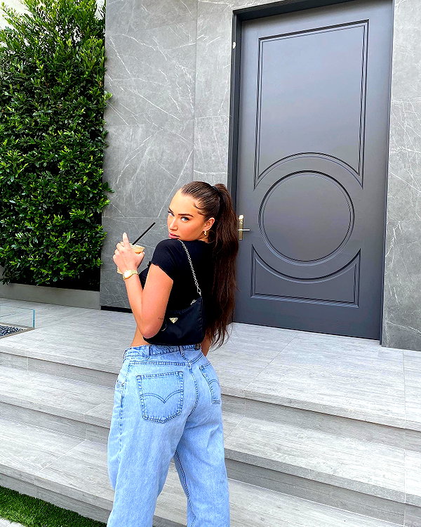 staskaranikolaou instagram image archive image