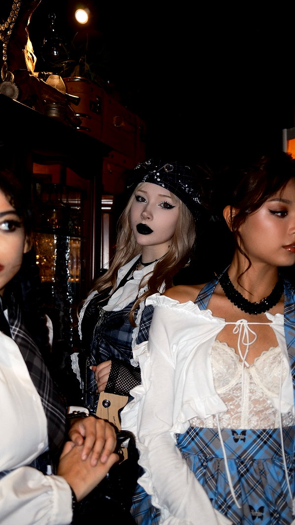 alina_thedoll instagram image archive image