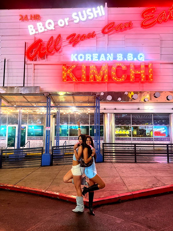 cait.knight instagram image archive image